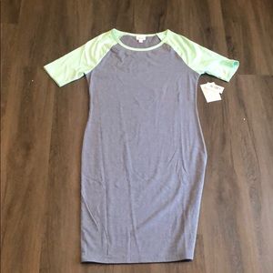 LulaRoe Julia Medium